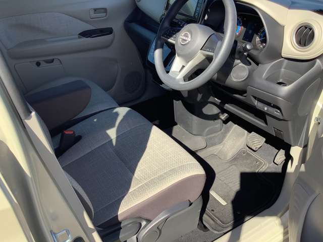 室内の徹底清掃（愛車のエステティックプラン）もご用意しています。専門スタッフによる作業で除菌まで可能！！セルフクリーナーセット付き☆