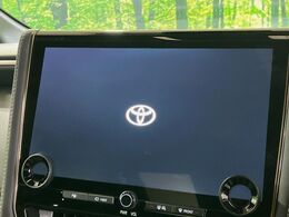 【14インチディスプレイオーディオ】画面内にオーディオ操作はもちろん、空調の調整機能なども盛り込んだ多機能なディスプレイオーディオです！スマートフォン連携はもちろん、車載ナビもお使いいただけます♪