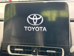 【10.5インチ　ディスプレイオーディオ】大画面のディスプレイはAppleCarPlayやAndroidAutoが利用可能。大きな画面でスマホナビアプリ等が利用いただけます♪