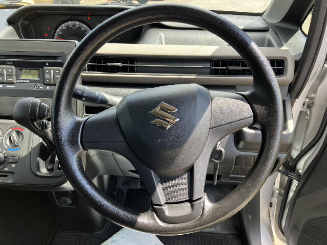 今の軽自動車は、とても広いです！当店では、セダン・ワゴン・スライドなど、様々なタイプの軽自動車を取り扱っております！
