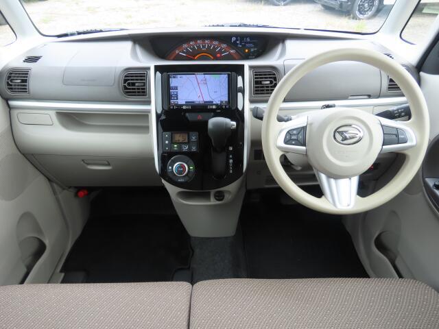 内外装の清掃・ガラス系ボディコーティングをCARクリーニング専門業者が施工いたしますので大変清潔。オリックス自動車ではみなさまに快適なドライブをお約束。