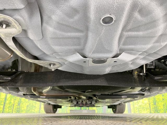 下回りがきれいなうちに、防錆加工の施工がオススメ。降雪地域はもちろん、沿岸部にお住いの方や、趣味でマリン・ウィンタースポーツをされる方に大変好評いただいております。