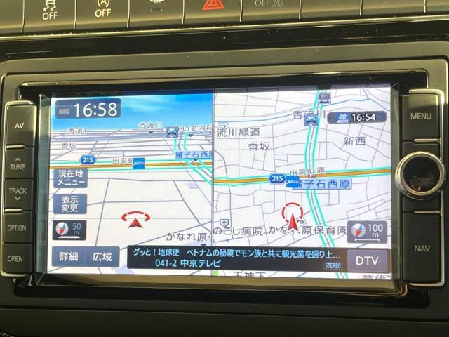 ●純正ナビ:一体感のあるナビは、高級感ある車内を演出してくれます。Bluetooth再生などオーディオ機能も充実しておりますので、運転もより楽しめます♪