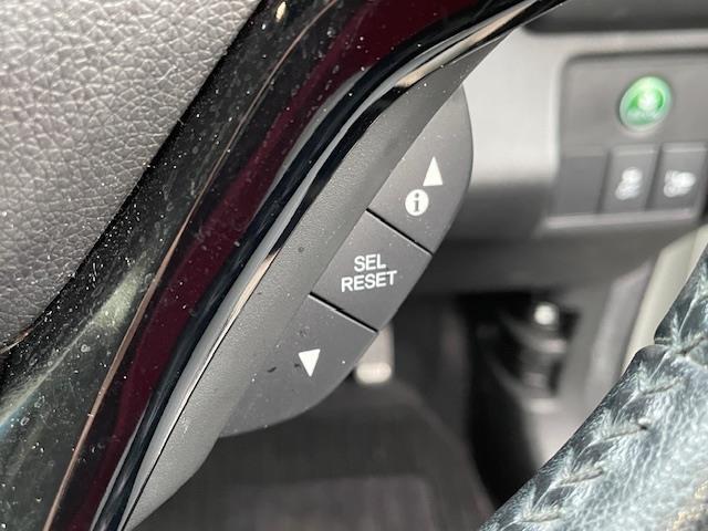 快適なドライブを楽しむための機能が装備されています！運転席から触れるので、使いやすいです！