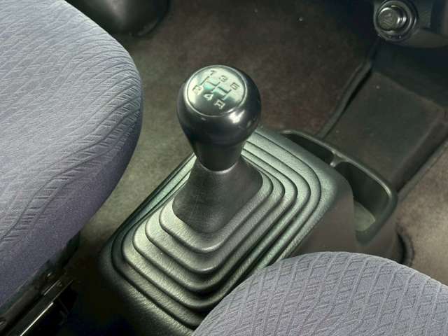 ☆整備☆車検☆鈑金☆買取☆保険☆レンタカー☆リース☆その他取付作業など自動車にかかわることはすべてお任せください♪新車や中古車注文販売も承ります。