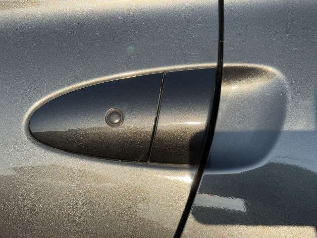 納車前の整備もしっかりさせて頂きます。もちろんアフターサービスもお任せ下さい！オプション品や中古パーツなどご要望ございましたらお気軽にお問い合わせ下さい！リーズナブルな価格でご対応させていただきます