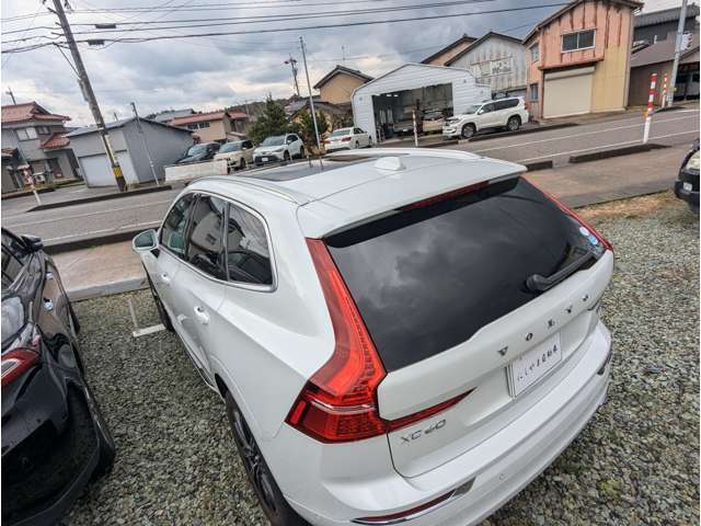 へこみ等無くきれいな状態です♪
