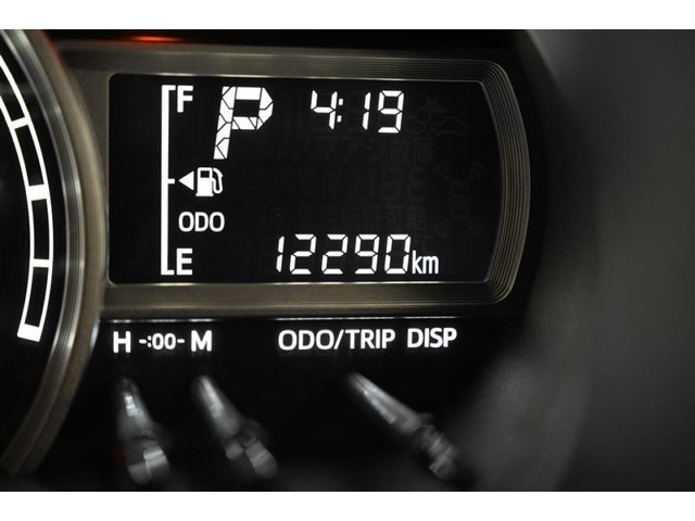 走行距離：12，290km（撮影時）　　ご来店時や納車時には展示の移動や整備などで、若干 距離が進んでいる場合がございます。