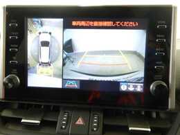 店頭には人気のフリードリンクもご用意してます！女性スタッフも多数在籍してますので、女性の方一人でもお気軽にご来店下さい！