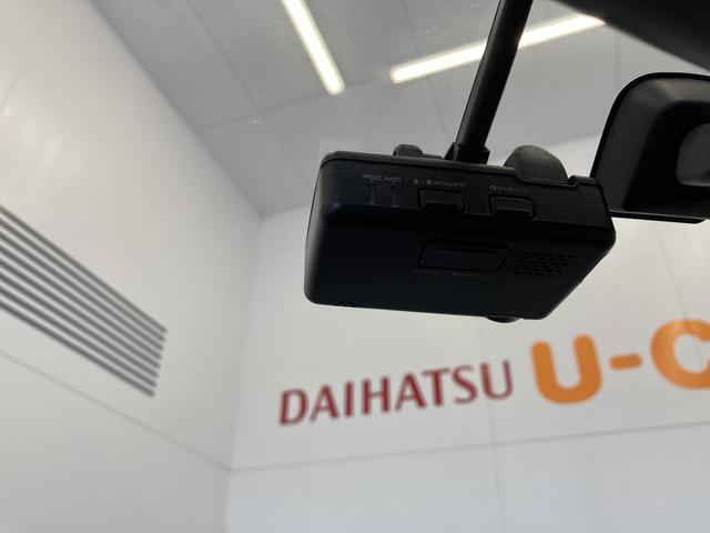 中古車での残価設定クレジットもさせて頂いております☆3年と5年での支払いをご用意しております。※当社に定期メンテナンスに来店できる方のみ※低年式の車は対象外となる場合がございますので、ご了承ください。