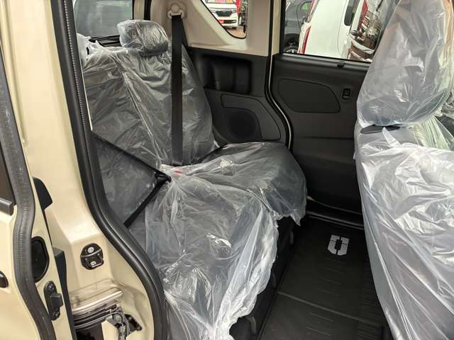 夢カーショップでは　安さだけではなく納車前の点検整備、保証、アフターサービスを充実させております！指定工場を完備しておりますので、安心な整備、車検をお任せください！