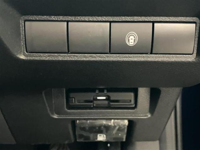 国産車から輸入車まで多様なお客様のニーズのお応えできるように、全国規模で豊富な在庫展開！車のことならWECARSへ！