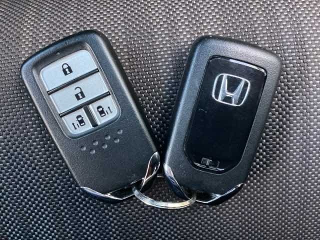 この度は、当店のお車をご覧いただきまして誠にありがとうございます！ご相談はこちらまで→【TEL0598-29-5111】お気軽に問合せください♪