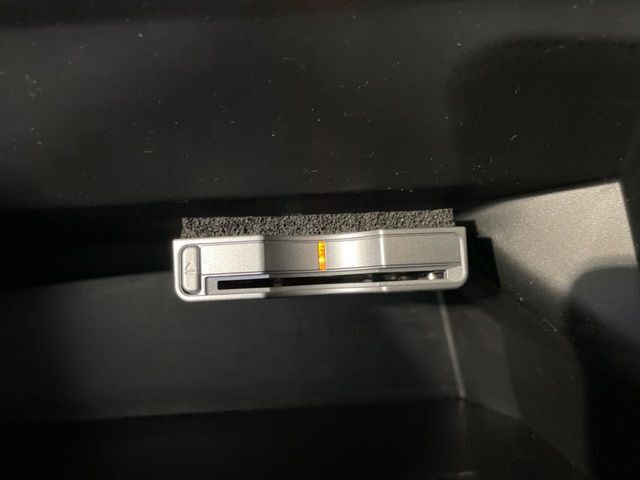【ETC】高速道路の料金所をストレスなく通過！話題のスポットやサービスエリアに多い「スマートIC」利用時は必須のアイテムです。当店でセットアップを実施、ご納車当日からすぐにご利用いただけます！