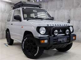 どの角度から見ても、迫力のフォルムに仕上がっております。