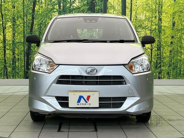 弊社では、全車『修復歴なし』のお車のみ取り扱っております。専任バイヤーによる厳選した仕入れの後、入庫後の車両チェックを行い、ネクステージが認定した高品質な中古車をご提供しております。