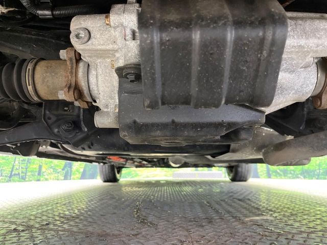 下回りがきれいなうちに、防錆加工の施工がオススメ。降雪地域はもちろん、沿岸部にお住いの方や、趣味でマリン・ウィンタースポーツをされる方にご好評いただいております。