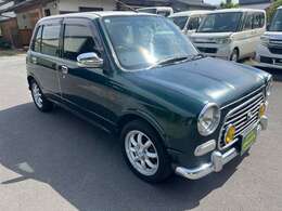 ベテランスタッフによる親切対応いたします。2級整備士、3級整備士在中です。整備内容、交換部品を納車時にご説明いたします