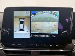 【アラウンドビューモニター】を装備しております。全周囲カメラで危険察知。狭い駐車場でも安心して駐車できますね。