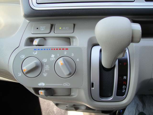 紹介キャンペーンも行っています！販売・買取ともに1案件（ご成約）に付き1万円プレゼント♪※買取の場合は買取価格5万円以上とさせて頂きます。