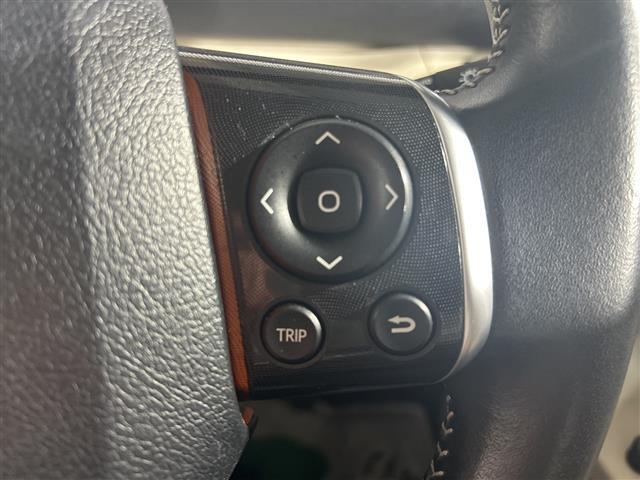 【運転席操作部】快適なドライブを楽しむための機能が装備されています！運転席から触れるので、使いやすいです！除菌プランいれていただくと、さらに清潔で安心していただけます！