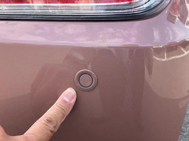 『後退時ブレーキサポート』を搭載！リヤバンパーに装着されている4か所の超音波センサーで後方の障害物を検知して危険回避をサポートします☆