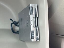 【ETC】高速道路の料金所をストレスなく通過！話題のスポットやサービスエリアに多い「スマートIC」利用時は必須のアイテムです。当店でセットアップを実施、ご納車当日からすぐにご利用いただけます！