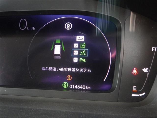 【スピードメーター】メーターがシンプルで見やすく運転しやすいですね！