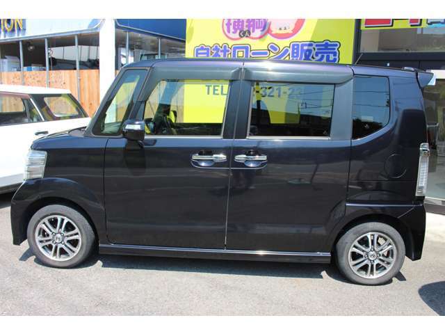 【比べてお得！！】マイカー横綱くんでご購入されたお車には、全車安心6ヶ月無料保証！エンジン、ミッションさらには、ガラス系ボディコーティング付き！総額70,000円相当のサービスをさせていただいております。