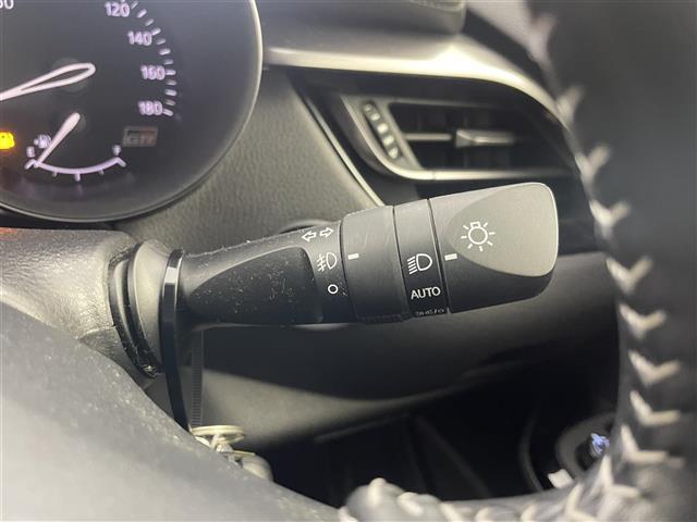 【運転席操作部】快適なドライブを楽しむための機能が装備されています！運転席から触れるので、使いやすいです！除菌プランいれていただくと、さらに清潔で安心していただけます！