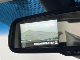 【バックミラー】大きくて見やすいので、後方を見るときも安心です！