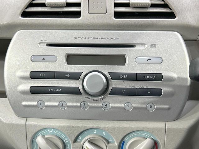 お好きな音楽を車内でお楽しみいただけます♪スピーカー交換・ウーハー追加などの音質向上や、最新ナビ・後席モニター等の取り付けも是非ご相談ください！