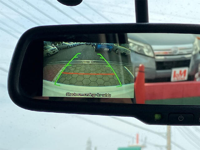 軽自動車は、小回りも楽々です！とても運転しやすいお車ですよ！