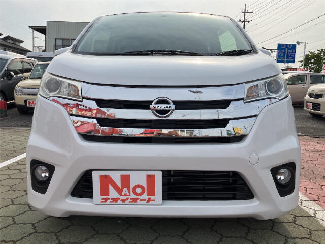 ナオイオートでは軽自動車を中心に新車・届出済未使用車・中古車を販売しております。もちろん普通車も取り扱っております。ネットでのお問い合わせも多数いただいております！お気軽にご連絡ください♪