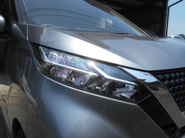 LEDヘッドライト