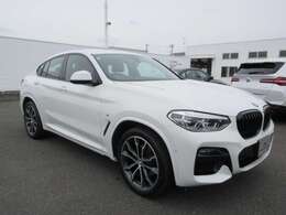 当社ではコーティングも承っております！BMWがおススメするイノベクションコーティングは塗装面を守りながら新車時の深い光沢と重厚なつやを保ち続ける事ができます。愛車を長くキレイな状態でお乗りいただけます♪