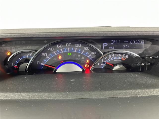 【スピードメーター】メーターがシンプルで見やすく運転しやすいですね！