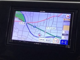 社外ナビ搭載です。知らない道も安心ですね！
