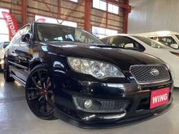 後期スペックB　6MTモデルです！！社外パーツが多数付いたお車です！！　運転席レカロシート　ダウンサス　トラスト製マフラー　ブリッツスロットルコントローラー　Defi製メーター　RAYS18インチアルミホイール