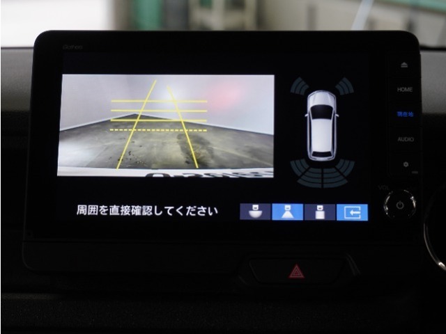 ◆バックカメラ◆リバースにするだけで映ります、後方の安全確認や、狭い駐車場での車庫入れ、雨の日や夜間など視界の悪い時に便利です！安全にバックする為には欠かせない装備です。