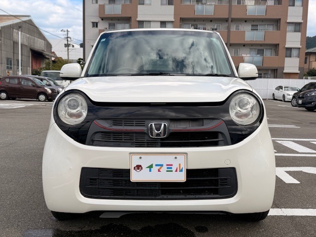 ご来店の際は事前にご連絡頂ければスムーズに現車をご確認できます。直通TEL092-558-5957　お気軽にご連絡下さいませ！