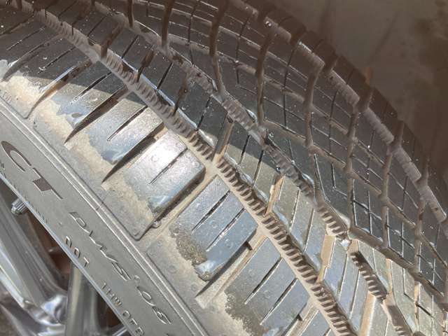 店舗にて現車の確認もいただけますので、お電話で在庫のご確認の上是非ご来店くださいませ！！！