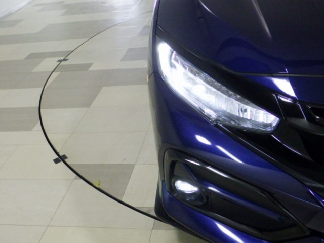 【LEDヘッドライト】LEDヘッドライトは消費電力が少ないので寿命が長いですよ！明るさも十分で、夜間走行の負担を和らげてくれます！