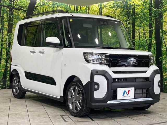大好評のボディコーティング「弾スプラッシュコート」もご納車までに施工可能。通常のガラスコートと異なる、耐久年数6年の無機質ガラスコーティングが、ボディをキレイな状態に保ってくれます。