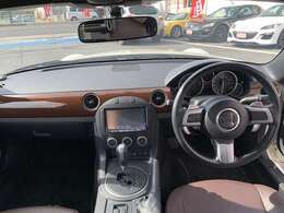 光岡車☆電動オープン☆ヒーター付ブラウンレザーシート☆フルセグナビ☆バックカメラ☆Bluetooth再生☆スマートキーx2☆6速パドル☆HIDライト☆LEDフォグ☆月下美人☆禁煙車☆走行4.0万K☆