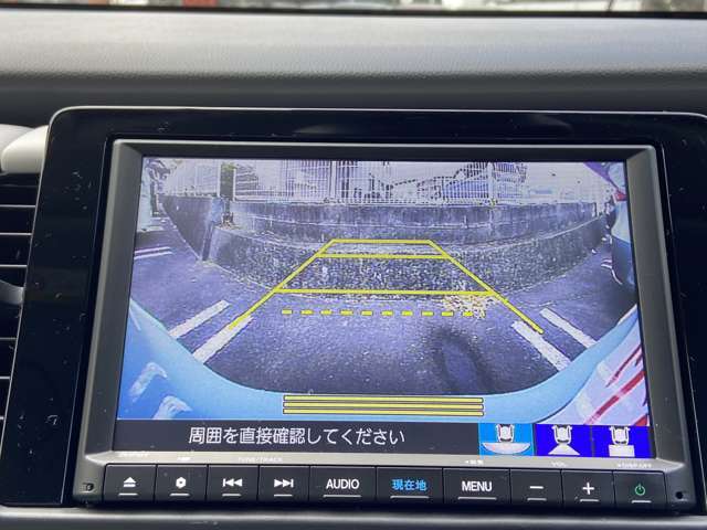 展示車両に関しましても、全ての取り扱いの車に対して厳しくチェックしております。