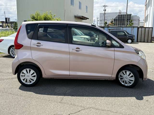 軽自動車～ミニバンまで多彩なラインナップのお客様をお出迎え！ご希望の一台をお探しいたします。