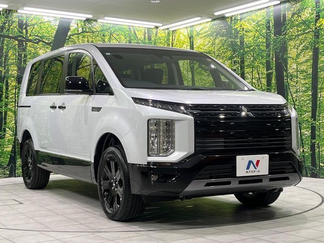大好評のボディコーティング「弾スプラッシュコート」もご納車までに施工可能。通常のガラスコートと異なる、耐久年数6年の無機質ガラスコーティングが、ボディをキレイな状態に保ってくれます。