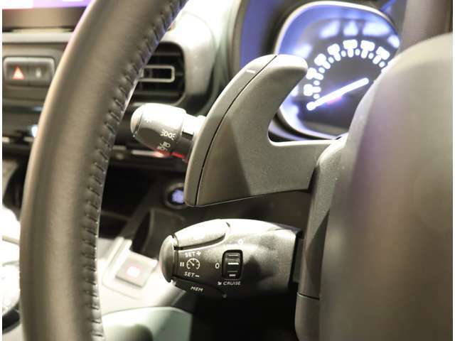 カーセンサーを見て電話しましたとお伝え下さい。0078-9711-254277までお気軽にお電話下さい。全国納車可能です。納車方法に関してもお気軽にご相談ください。