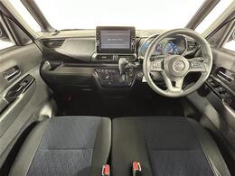 【インパネ全体】全方位で視界が広く、高い目線で運転もしやすいです！